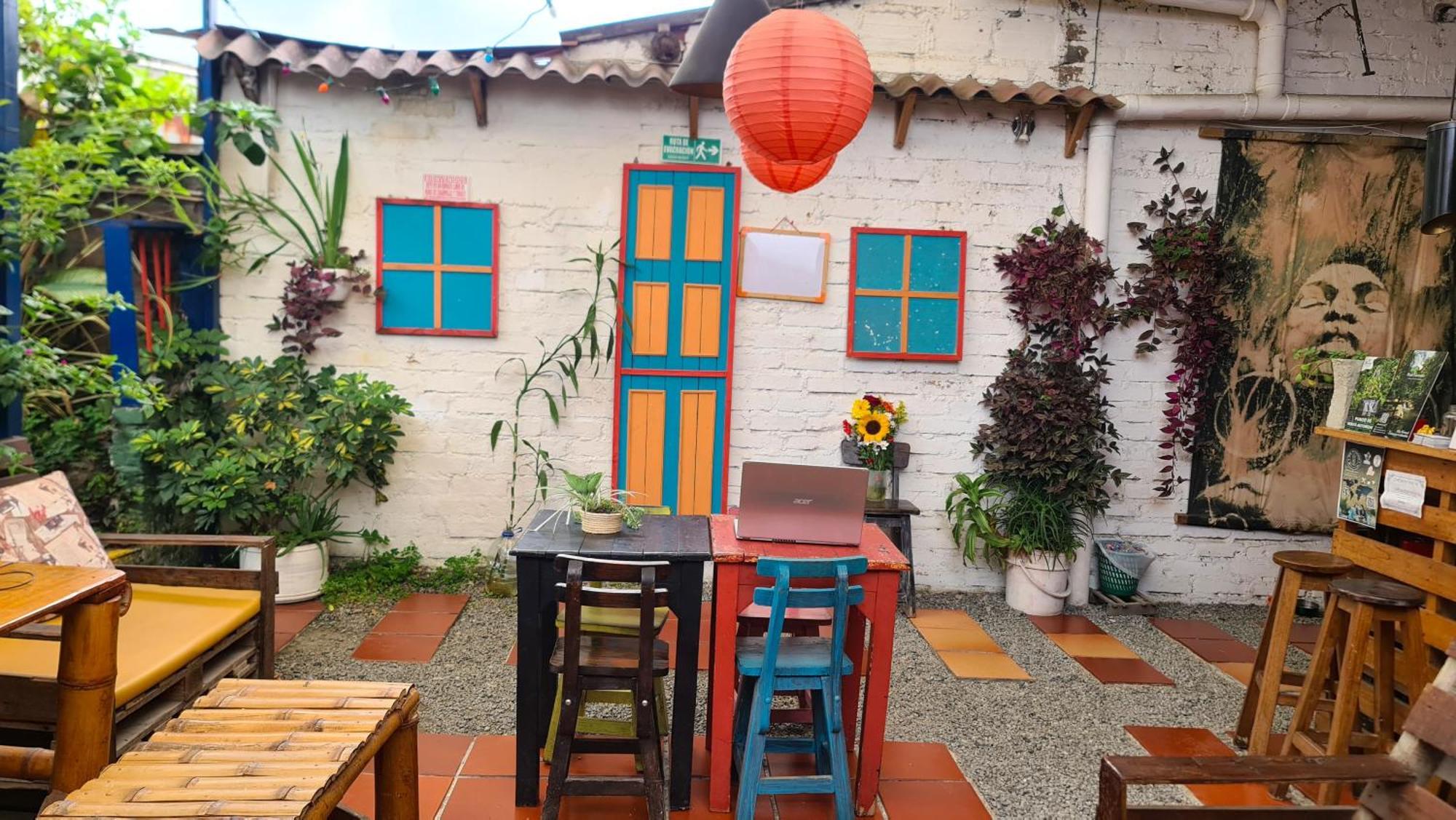 Kimana Hostal Santa Rosa de Cabal Exteriör bild